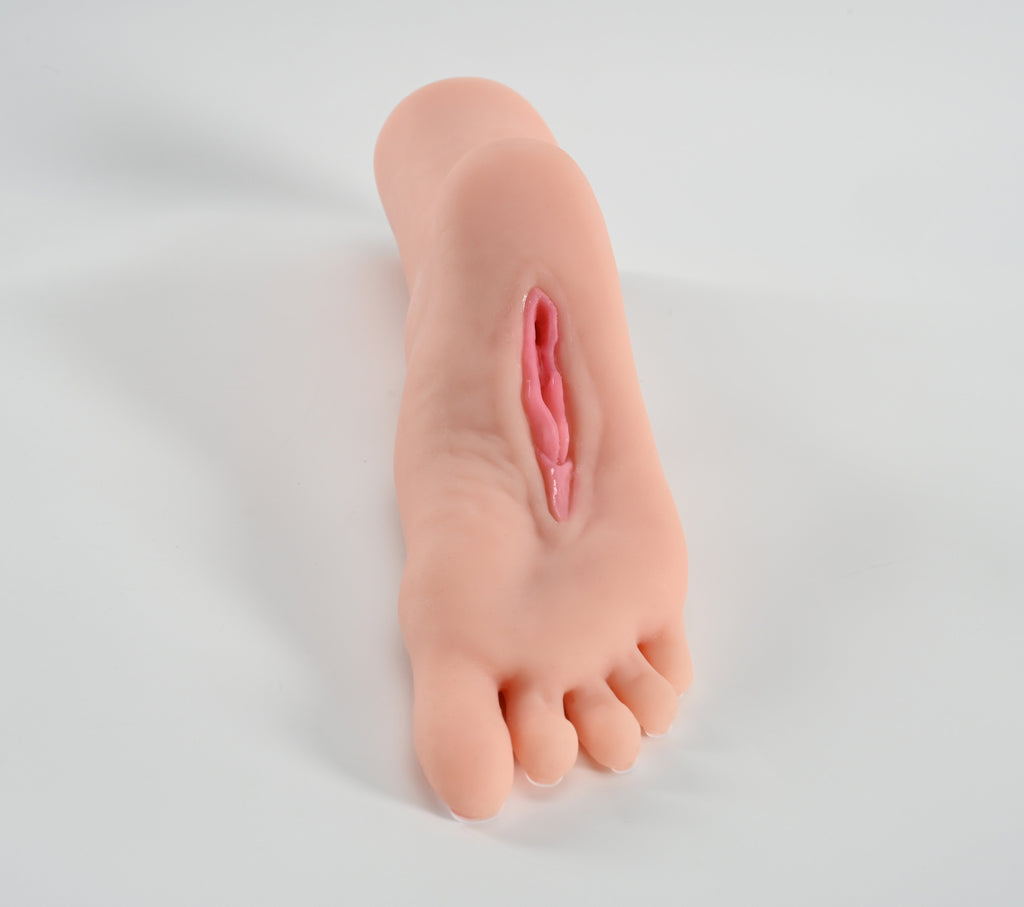 Naughty Feet - Jada Stevens Naughty Feet - Rachael Cavalli